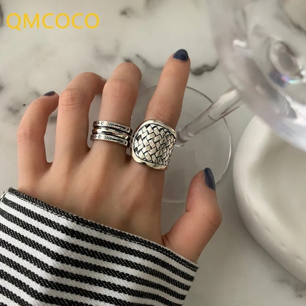 Sterling Silver Unique Vintage Arrow Pattern Ring - Picture 4 of 4